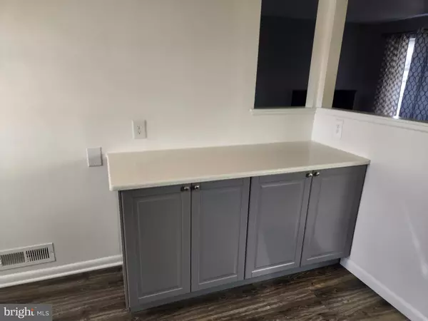 Glendora, NJ 08029,27 LILLIAN PL