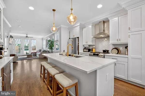 Alexandria, VA 22314,611 N COLUMBUS ST