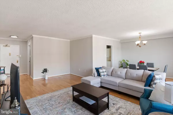 Falls Church, VA 22041,3705 S GEORGE MASON DR #2202S