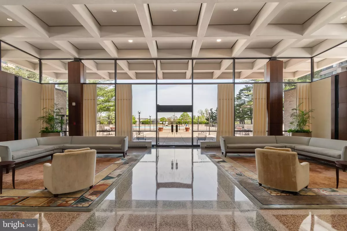 Falls Church, VA 22041,3705 S GEORGE MASON DR #2202S