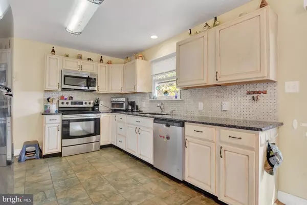 Manchester, MD 21102,3923 FALLS RD