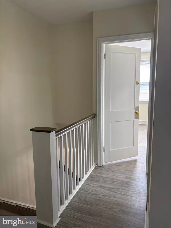 Philadelphia, PA 19120,439 E HOWELL ST