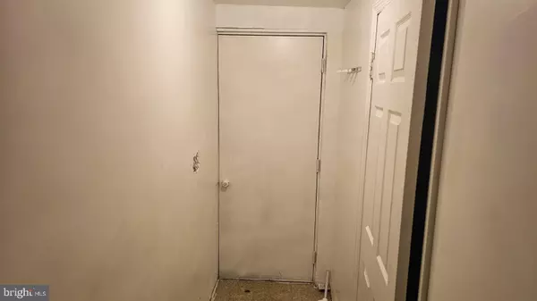 Trenton, NJ 08638,359 ST JOES