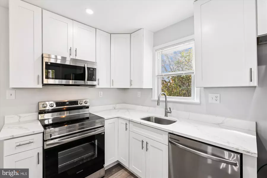 2016 BELFAST DR, Fort Washington, MD 20744