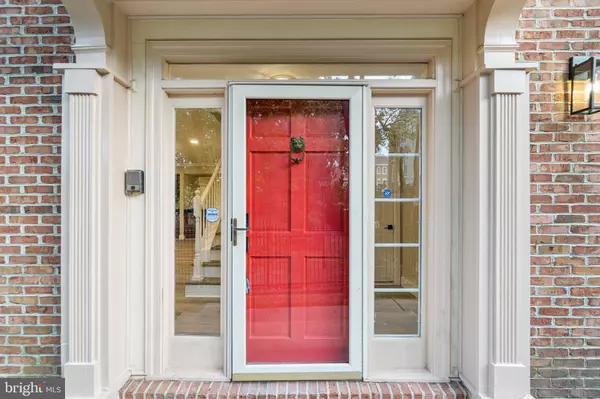 Alexandria, VA 22310,6481 SHARON KAY CT