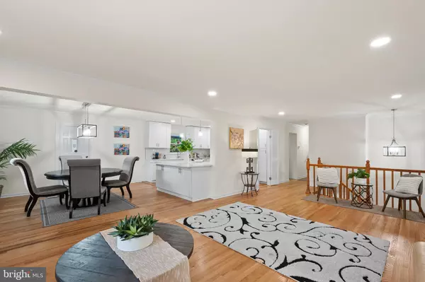 Alexandria, VA 22306,7409 RANGE RD