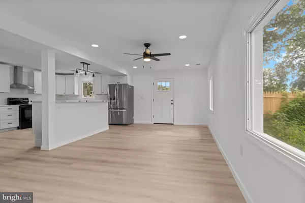 Levittown, PA 19054,35 THIMBLEBERRY LN