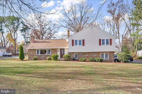 1909 FOULK RD, Wilmington, DE 19810