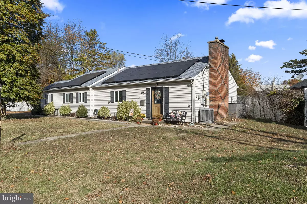 Cinnaminson, NJ 08077,185 FAIRFAX DR