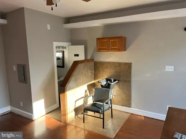 Norristown, PA 19401,807 STERIGERE ST