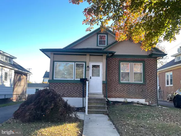 Gloucester City, NJ 08030,934 MERCER ST