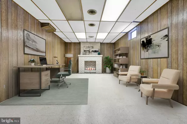 2939 W GERMANTOWN PIKE, Norristown, PA 19403