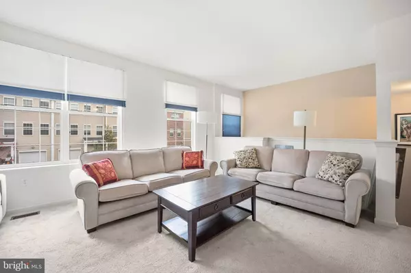 Burlington, NJ 08016,151 CREEKSIDE WAY