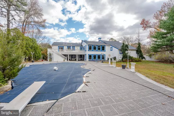 Woodbury, NJ 08096,953 CHESTNUT AVE