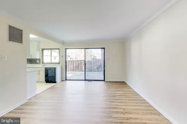 Gaithersburg, MD 20879,9040 CENTERWAY RD