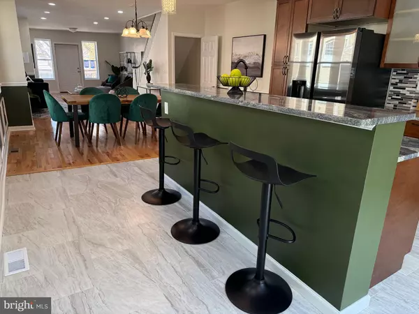 Philadelphia, PA 19131,2142 N 58TH ST