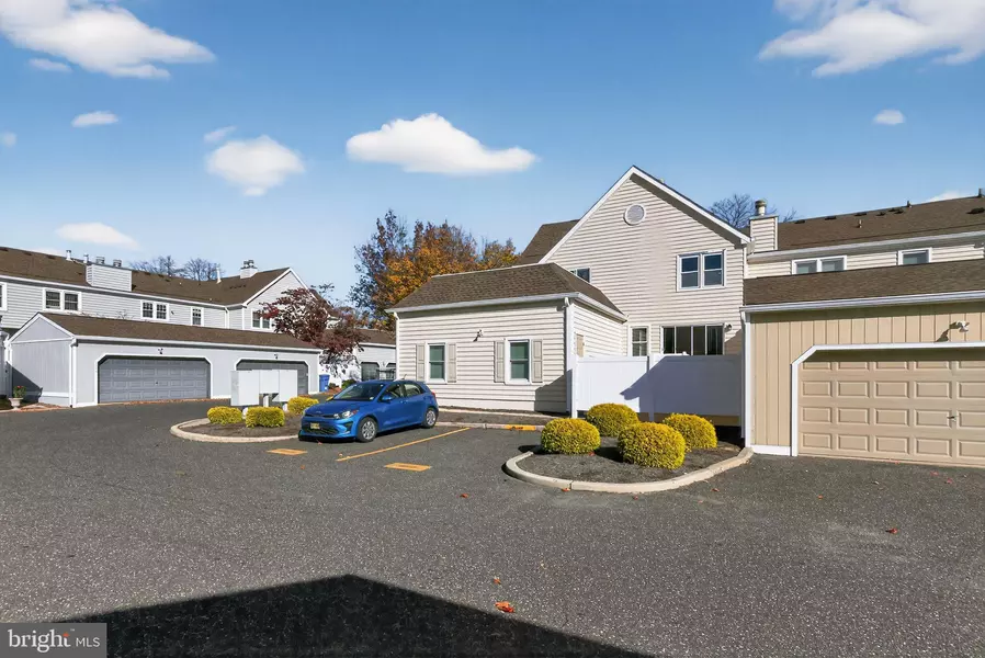 1037 SOCIETY BLVD, Cherry Hill, NJ 08003