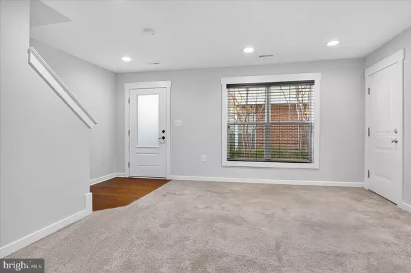 Ashburn, VA 20148,22415 VERDE GATE