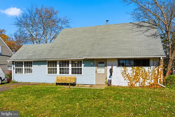 50 MICAHILL RD, Levittown, PA 19056