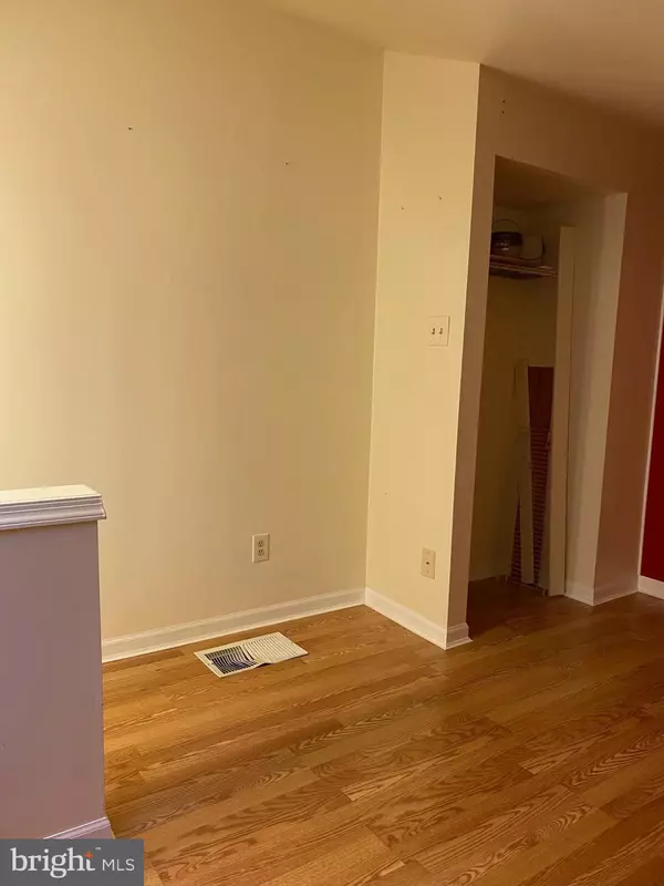 Woodbury Heights, NJ 08097,439 GLASSBORO