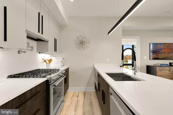 Washington, DC 20011,3933 14TH ST NW #8