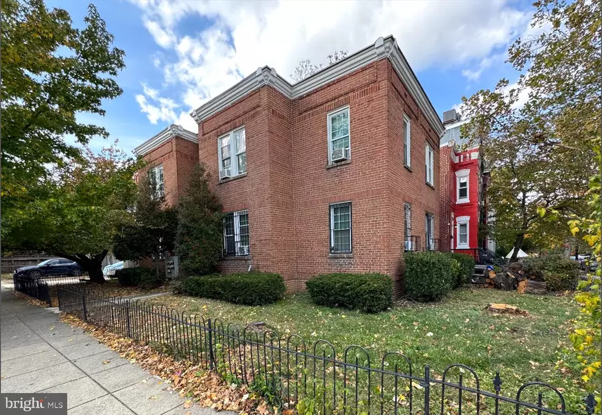 1226 F ST NE #3, Washington, DC 20002