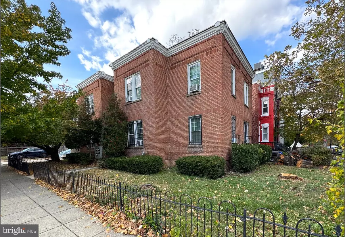 Washington, DC 20002,1226 F ST NE #3