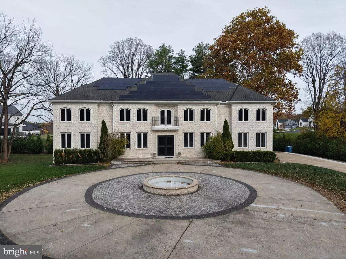 Vienna, VA 22182,9116 LEESBURG PIKE