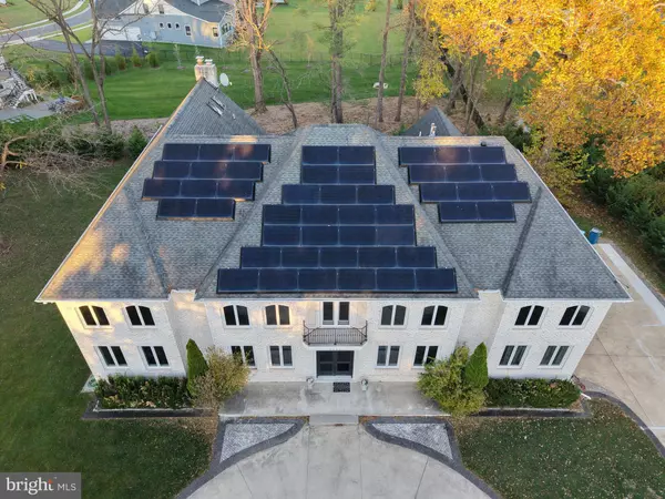 Vienna, VA 22182,9116 LEESBURG PIKE