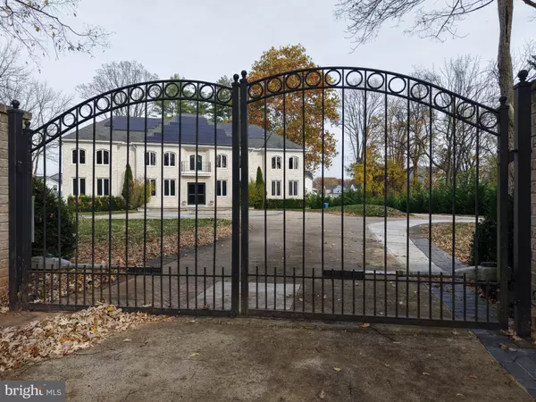 Vienna, VA 22182,9116 LEESBURG PIKE