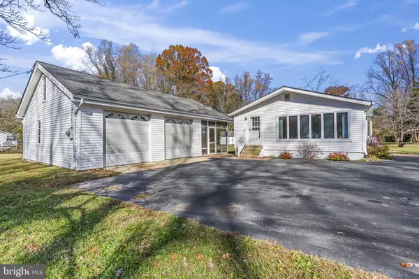 Hollywood, MD 20636,43124 COLES DR