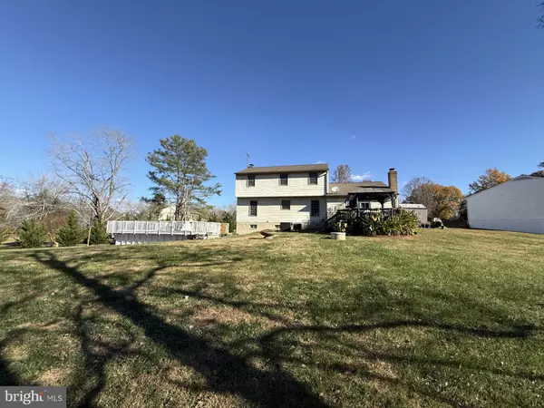 Manassas, VA 20111,8203 MEADOWLARK CT