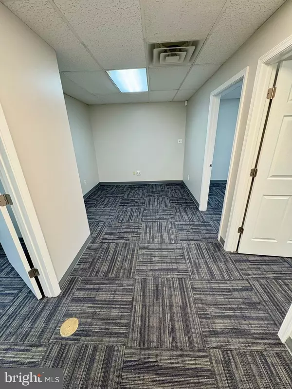 Annapolis, MD 21401,1831 #E FOREST DRIVE #E