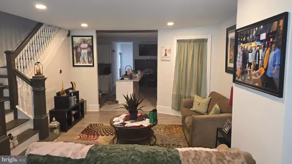 Lancaster, PA 17602,121 S MARSHALL ST