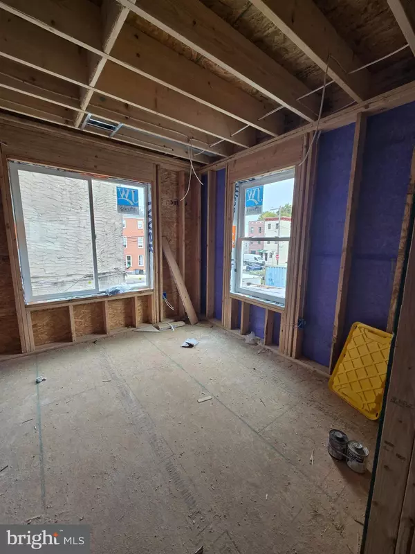 Philadelphia, PA 19121,1511 W FLORA ST