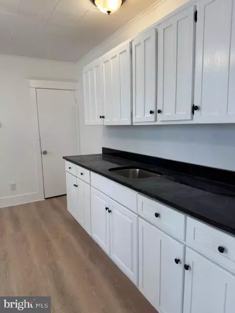 Marcus Hook, PA 19061,1424 HUDDELL AVE