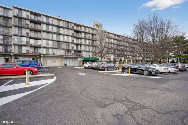 Cherry Hill, NJ 08002,227 PLAYA DEL SOL