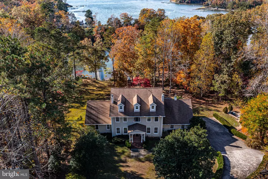 673 NUGENT LN, Weems, VA 22576