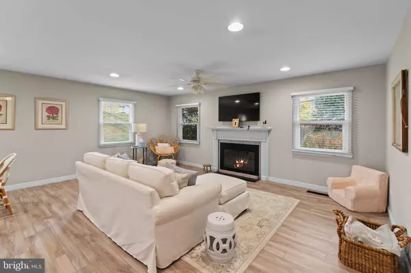 Bowie, MD 20716,12740 HOLIDAY LN