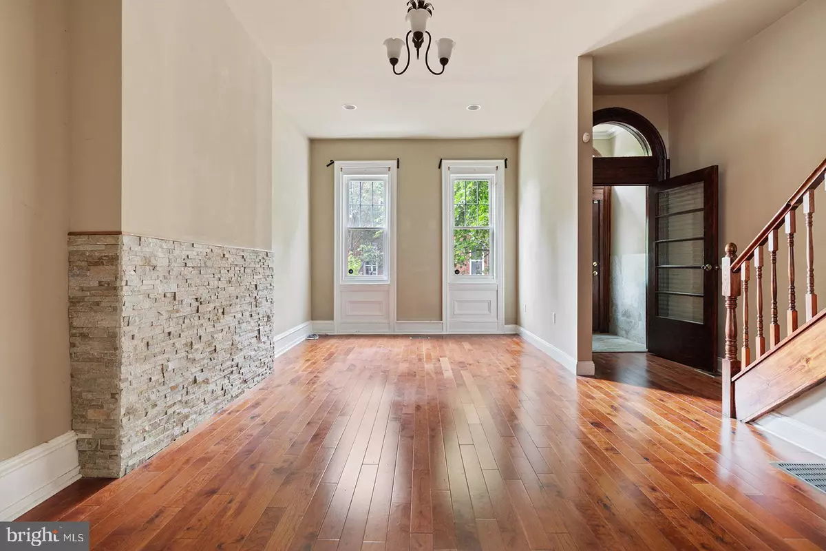 Philadelphia, PA 19147,1440 S 13TH ST