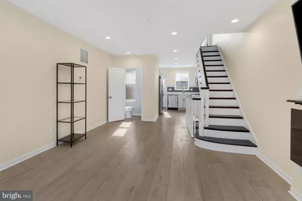 Philadelphia, PA 19145,2124 SIGEL ST