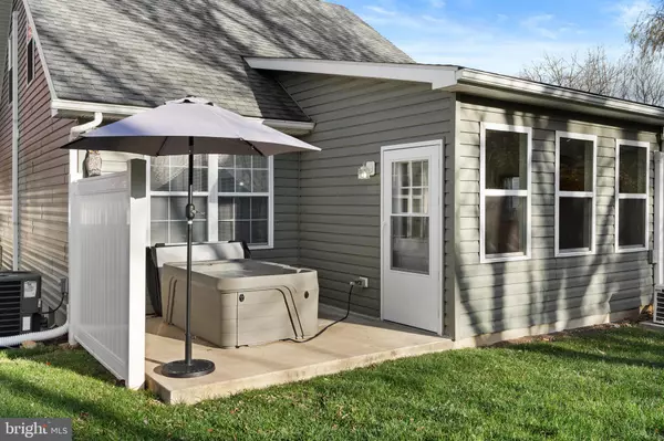 Martinsburg, WV 25401,605 ARTISAN WAY