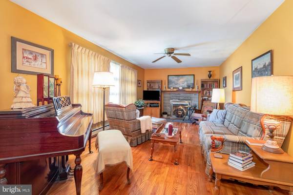 Harrisburg, PA 17113,710 MAIN ST