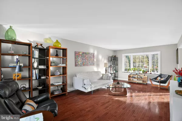 Cherry Hill, NJ 08003,506 GARWOOD DR