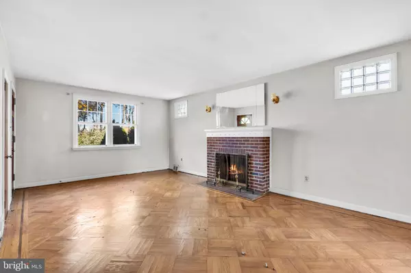 Feasterville Trevose, PA 19053,39 WOODBINE AVE