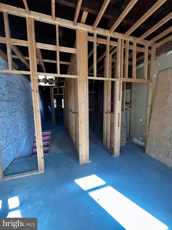 Baltimore, MD 21217,2533 FRANCIS ST