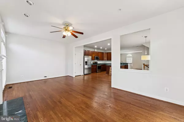 North Potomac, MD 20878,12423 FALCONBRIDGE DR