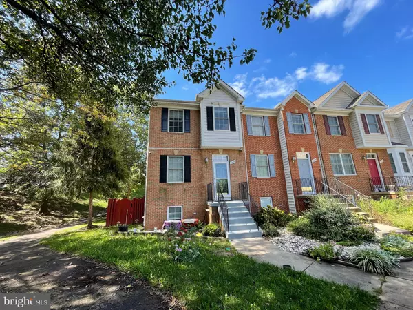 Fairfax, VA 22033,3996 ROYAL LYTHAM DR