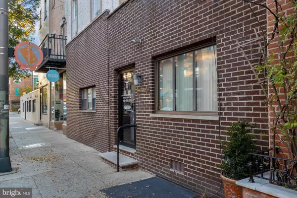 Philadelphia, PA 19148,1816-18 E PASSYUNK AVE