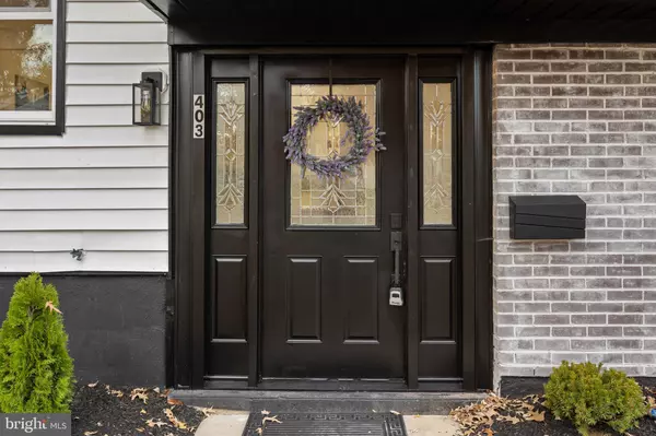 Beverly, NJ 08010,403 CARDINAL RD